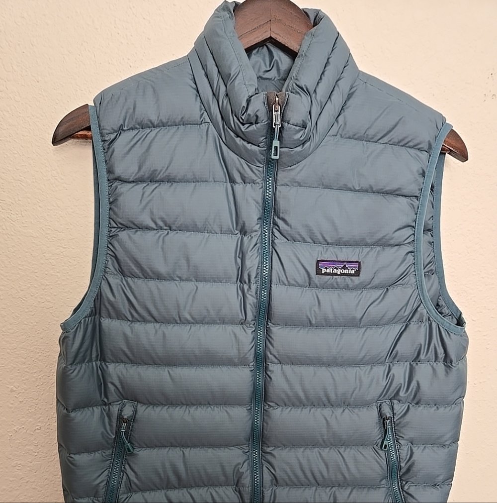 Patagonia Down Green Teal Sweater Vest Puffer, Full Zip, Packable Mens S